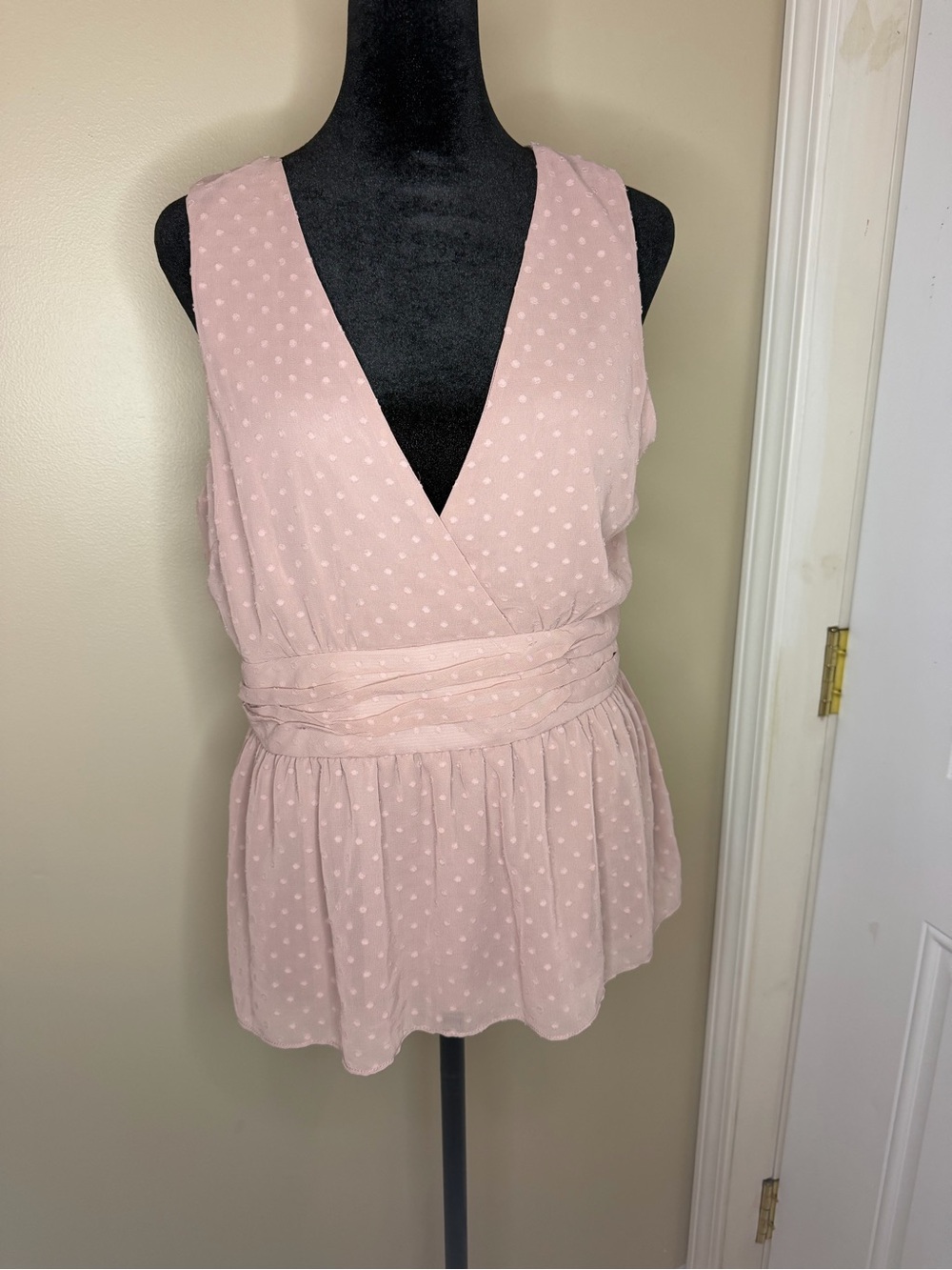 Hem & Thread Romantic Coquette Pink Swiss Dot Peplum Tank Top Large NWT